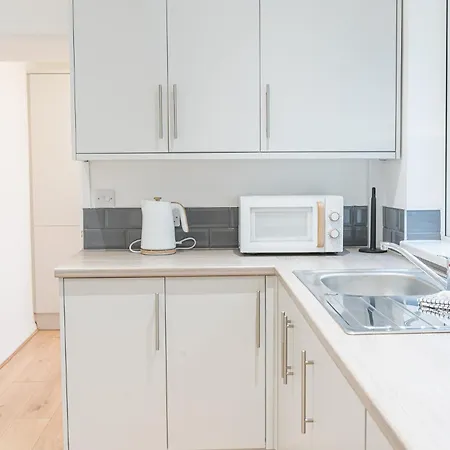Lakes Seaside Retreat * Barrow-in-Furness