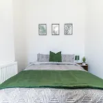 Lakes Seaside Retreat Semesterbostad *