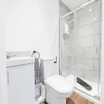 Semesterbostad Lakes Seaside Retreat